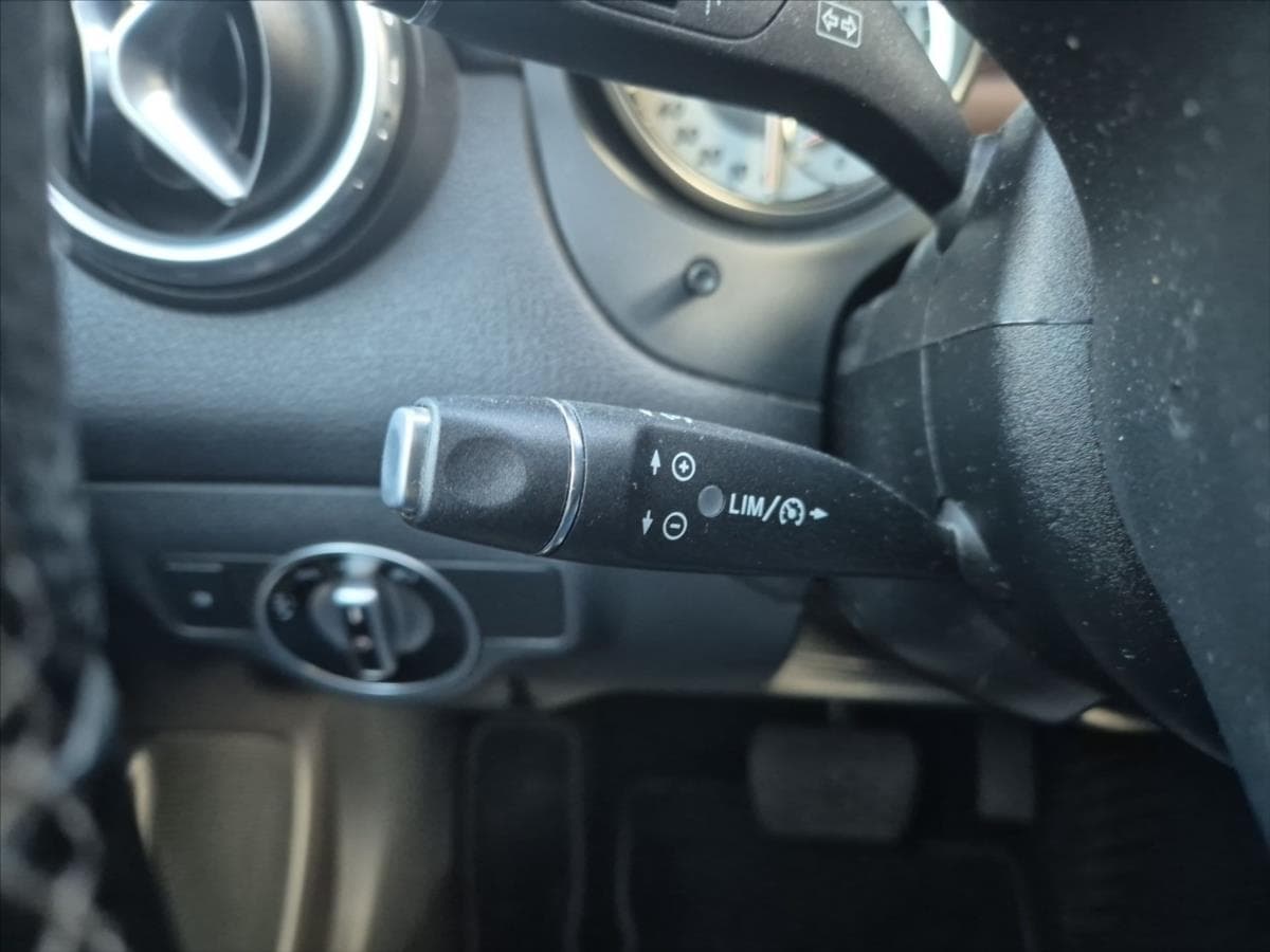 2014 Mercedes-Benz GLA - 19