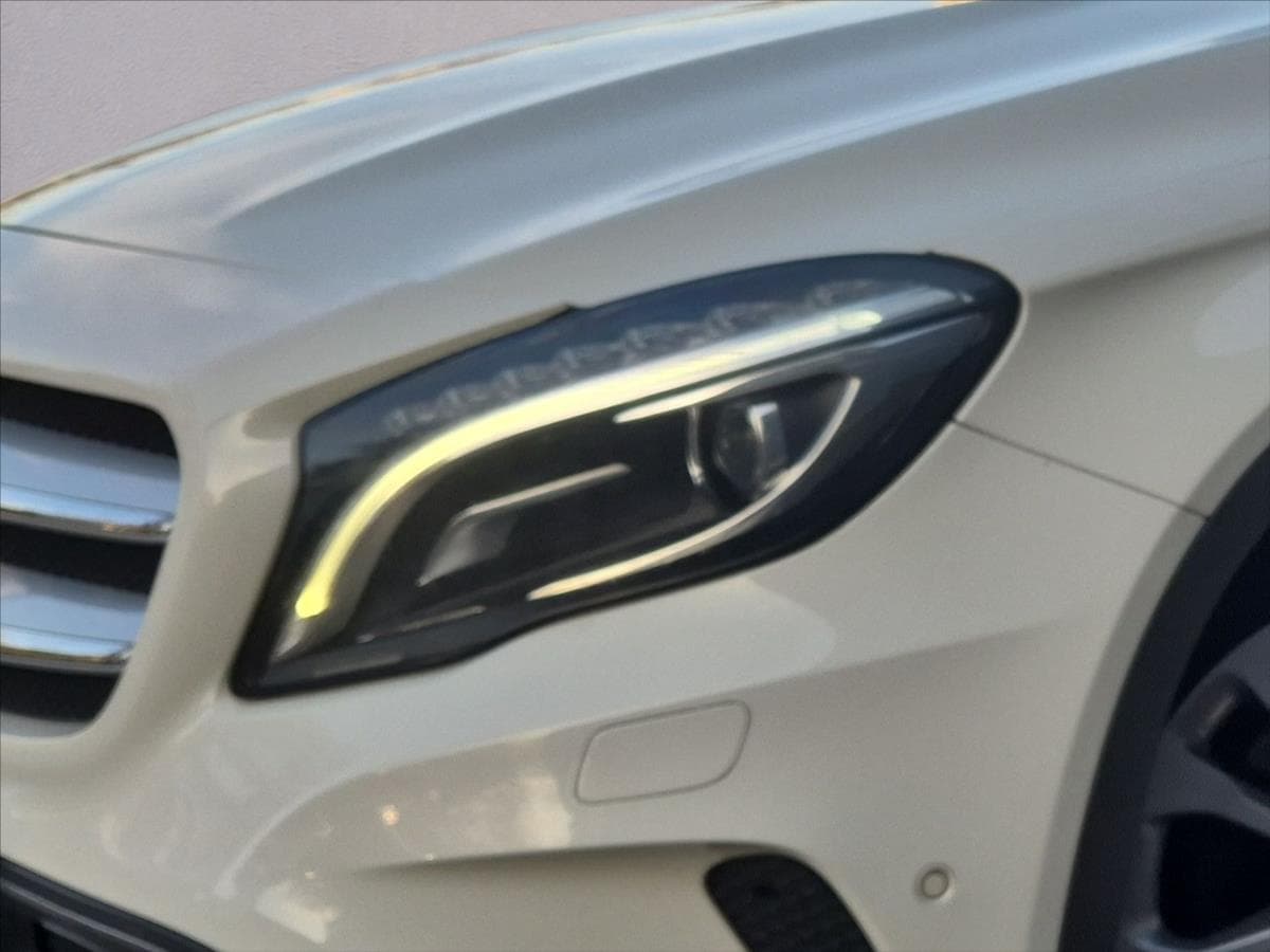 2014 Mercedes-Benz GLA - 5