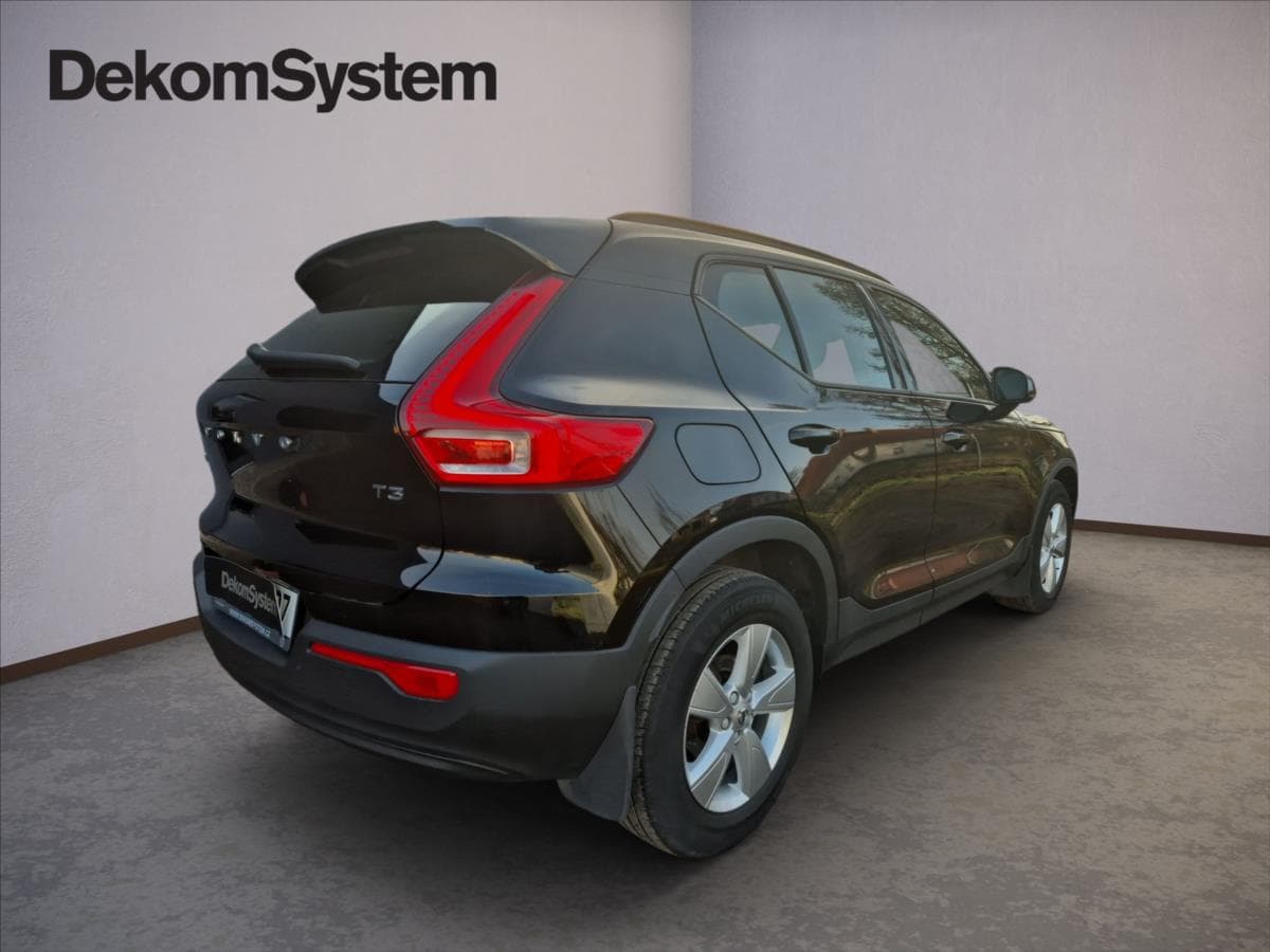 2021 Volvo Xc40 - 3
