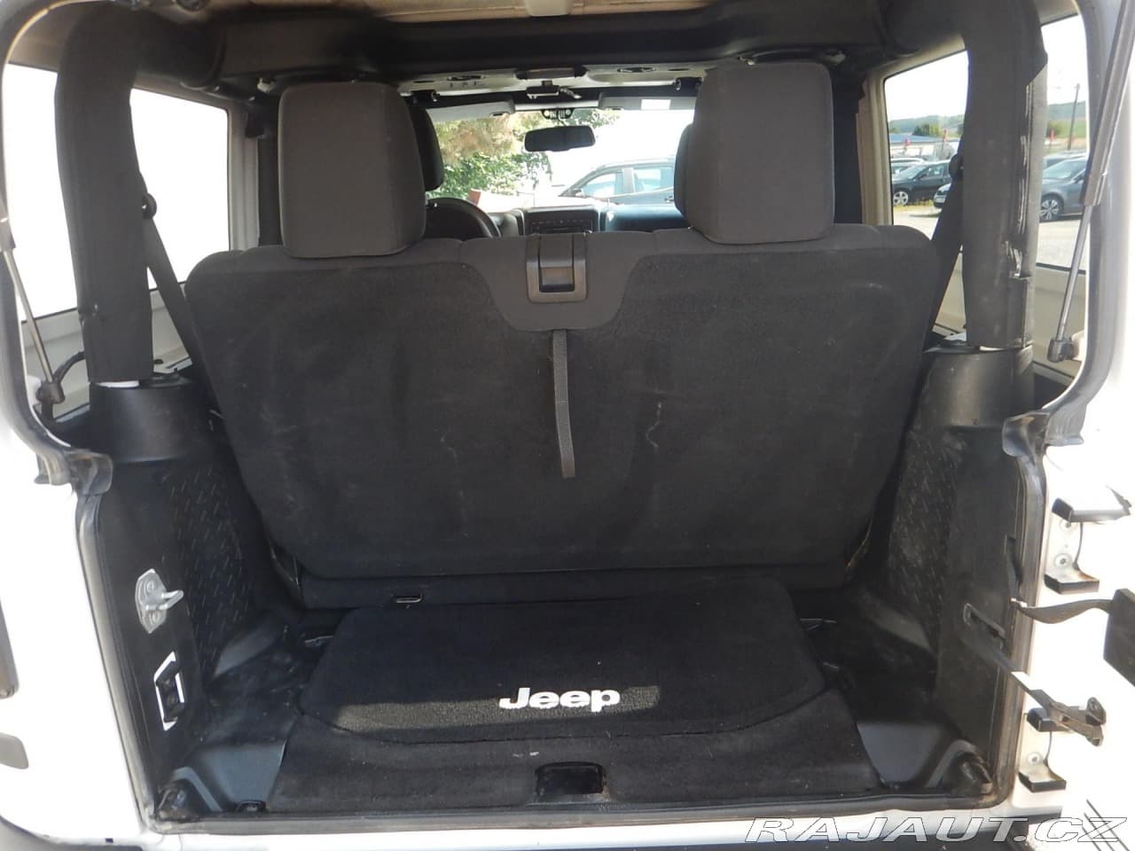 2014 Jeep Wrangler - 9