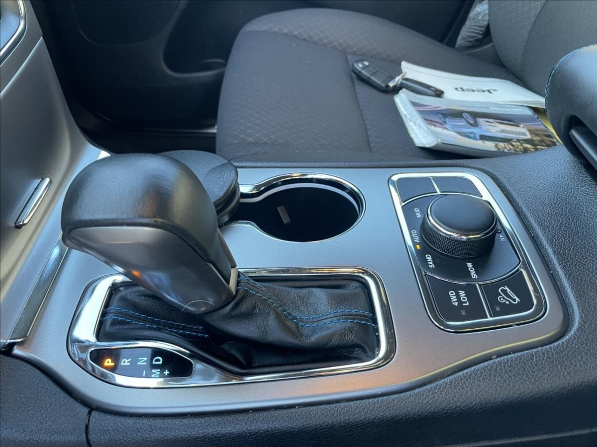 2019 Jeep Ostatní - 20