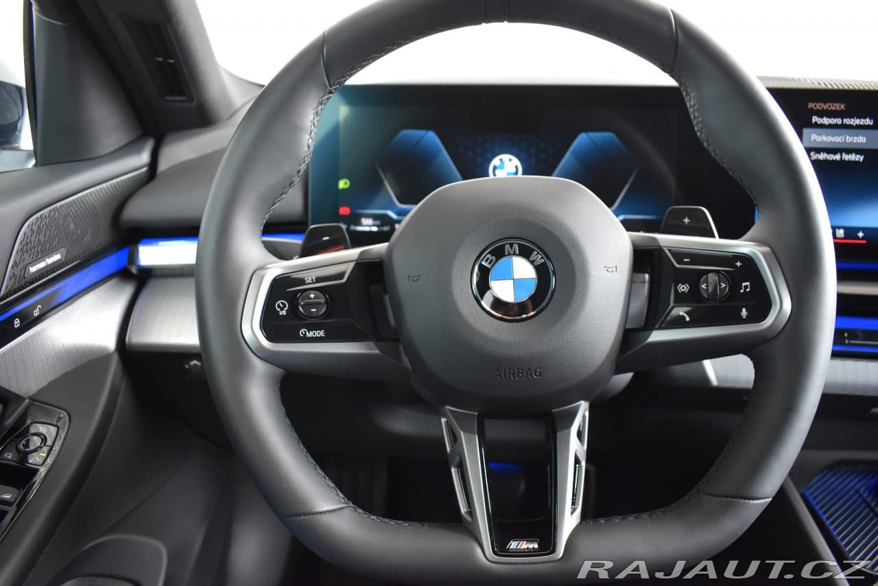 2025 BMW 5-Series - 10