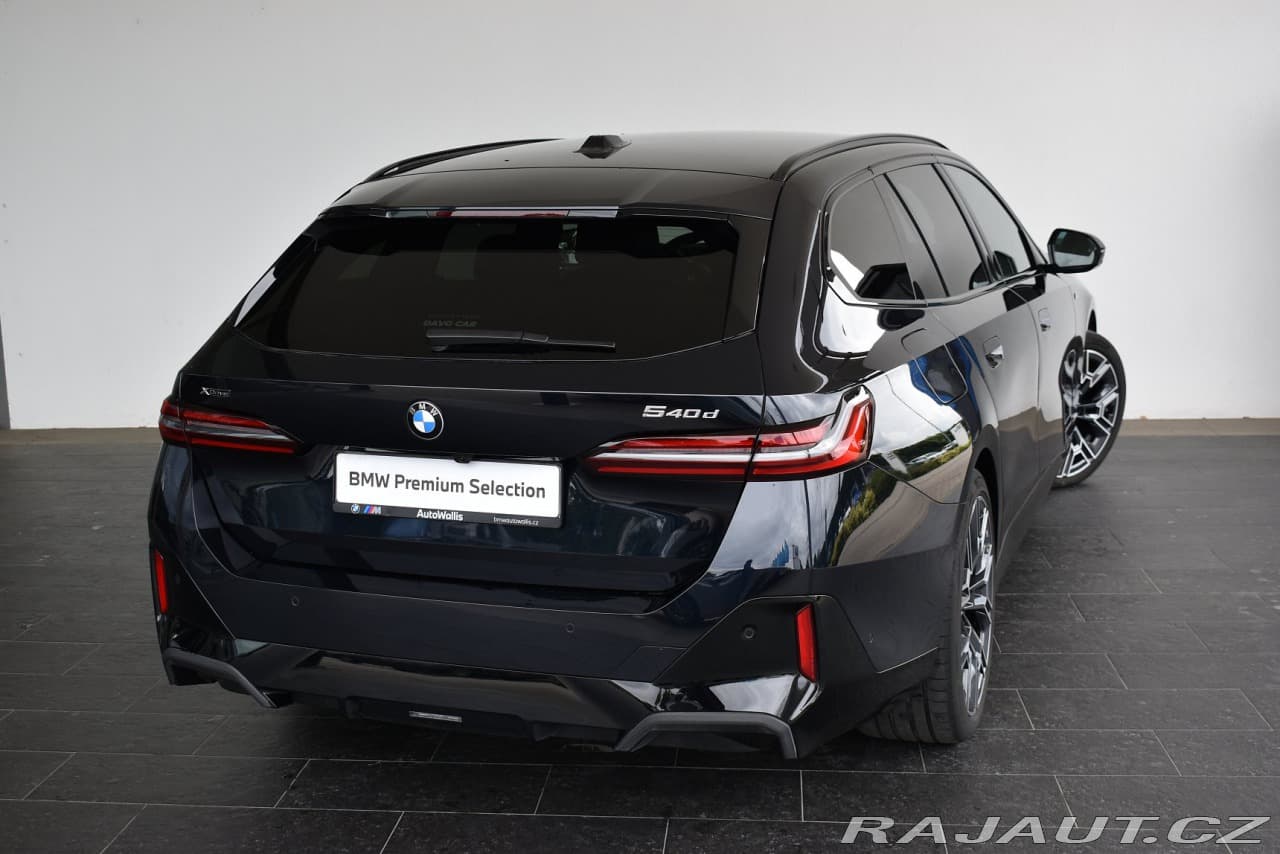 2025 BMW 5-Series - 2