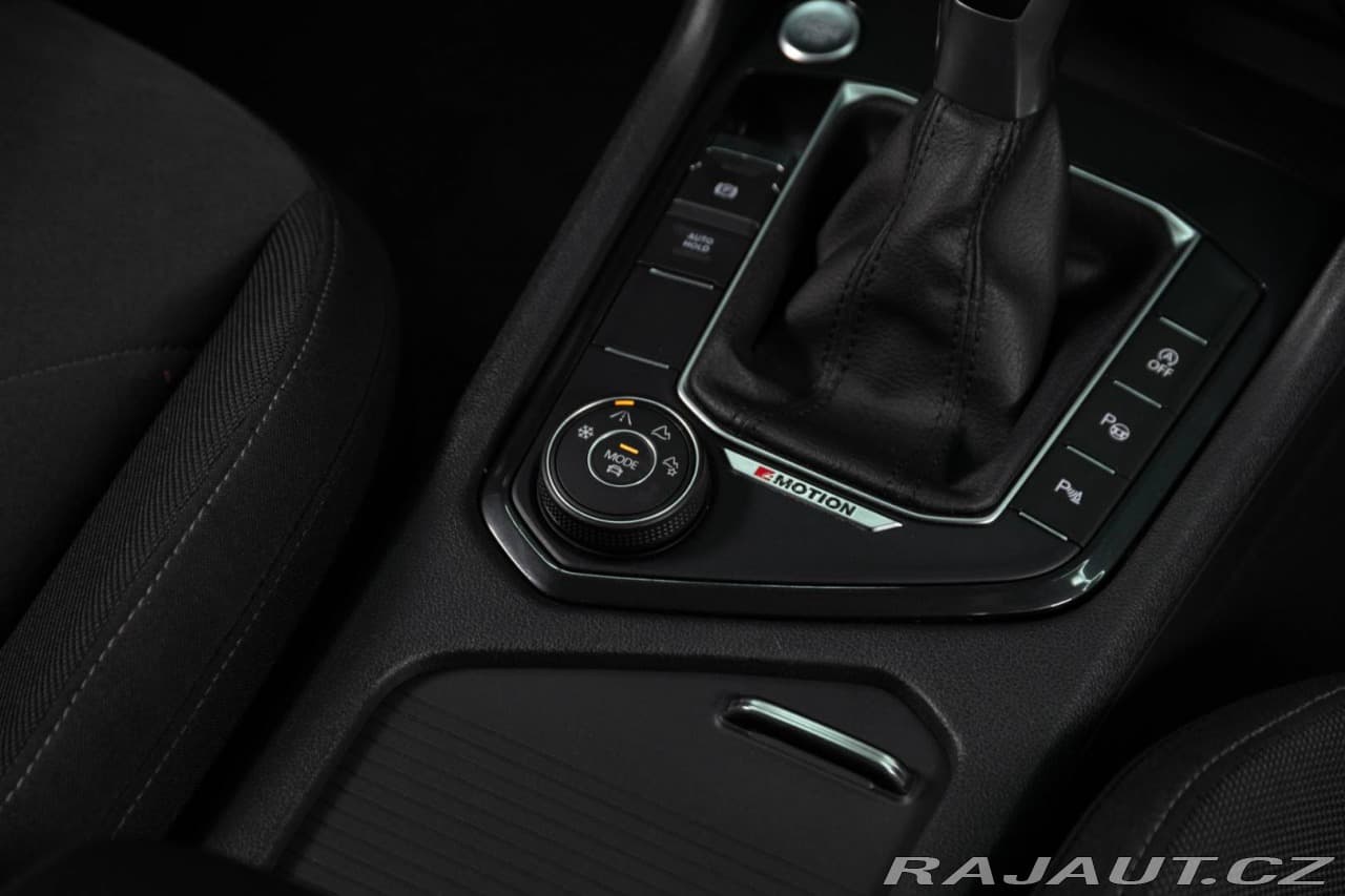 2021 Volkswagen Tiguan - 19