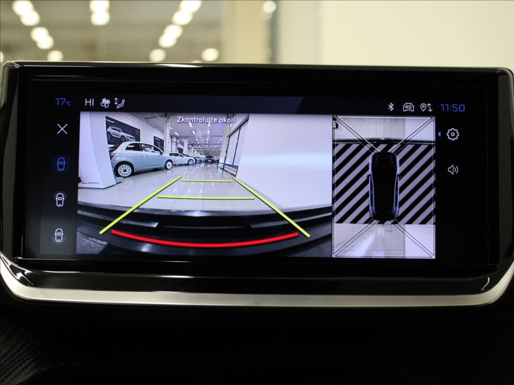 2025 Peugeot 208 - 10