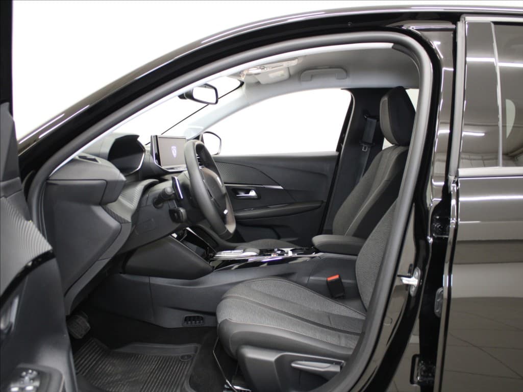 2025 Peugeot 208 - 6