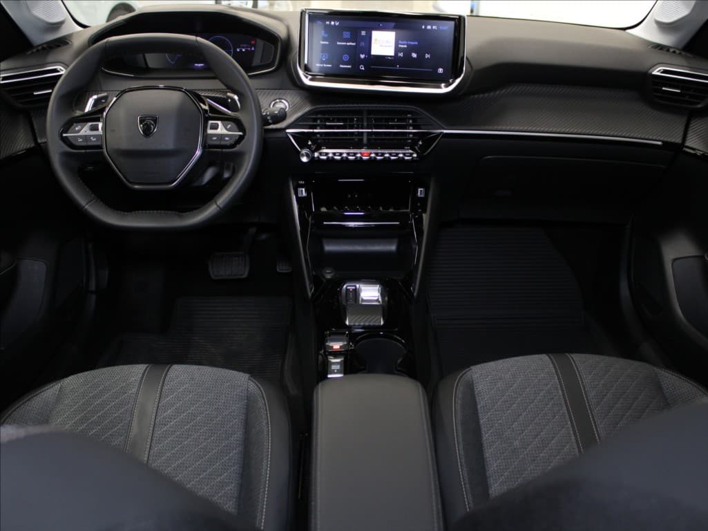 2025 Peugeot 208 - 8