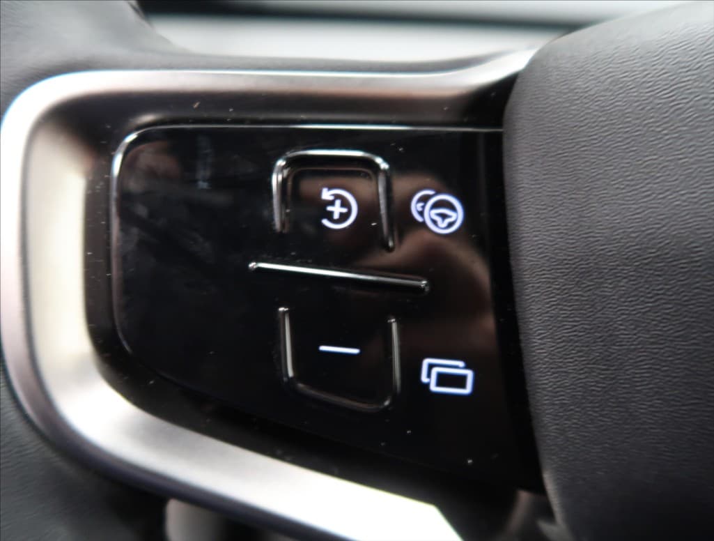 2025 Volvo Ex30 - 14