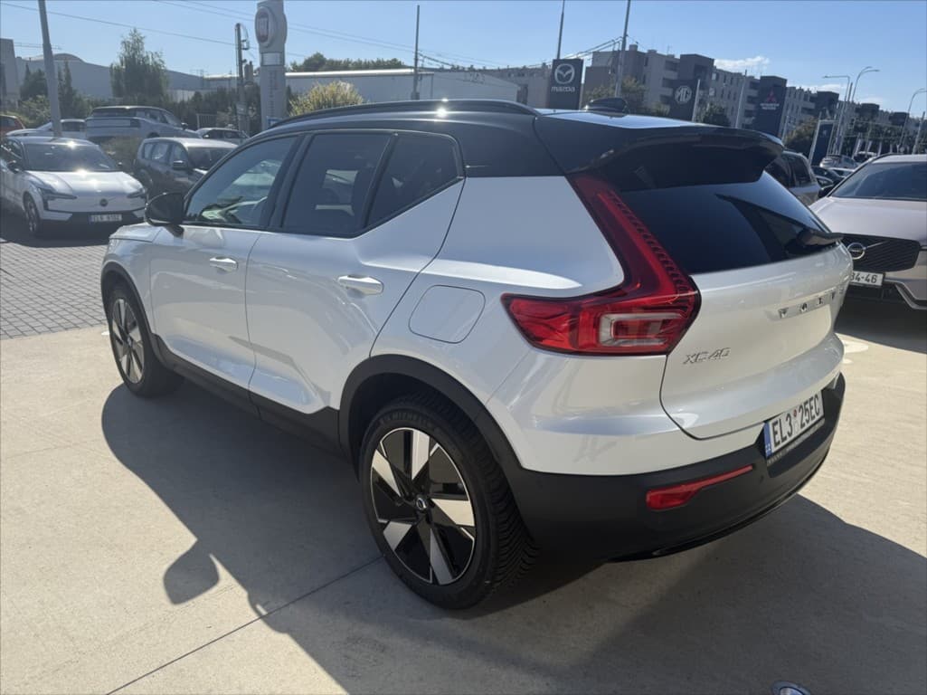 2024 Volvo Xc40 - 2
