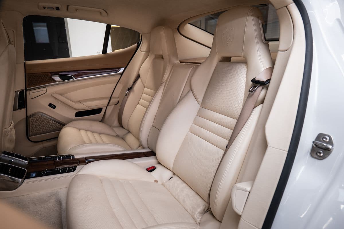 2009 Porsche Panamera - 11