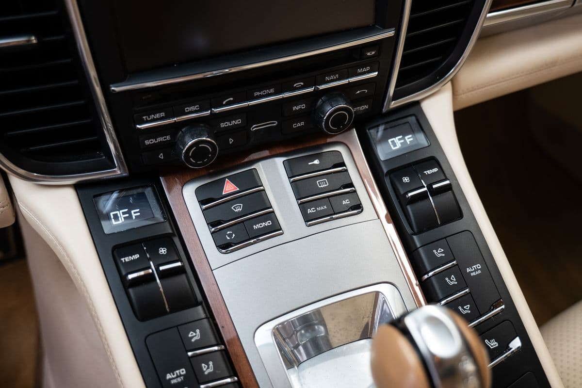 2009 Porsche Panamera - 15