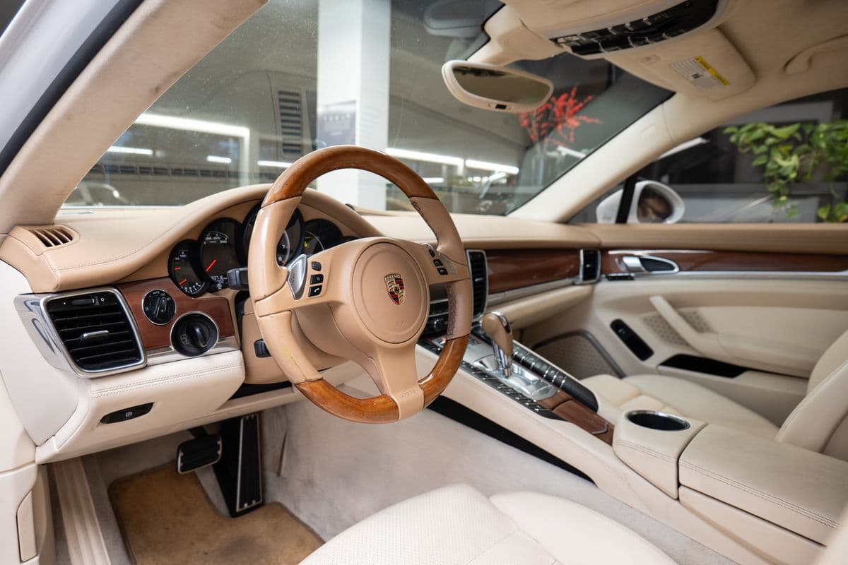 2009 Porsche Panamera - 5