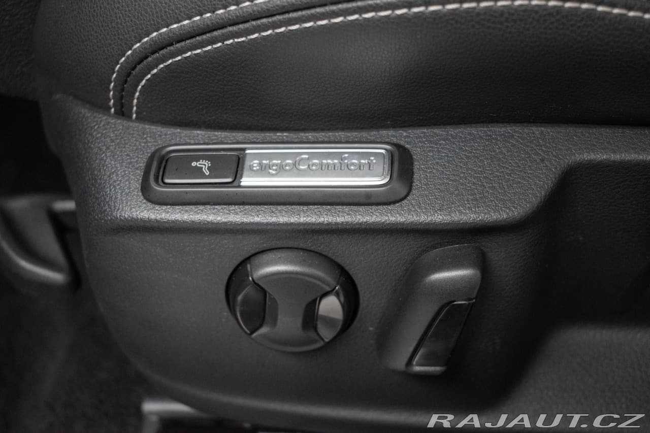 2021 Volkswagen Passat - 17