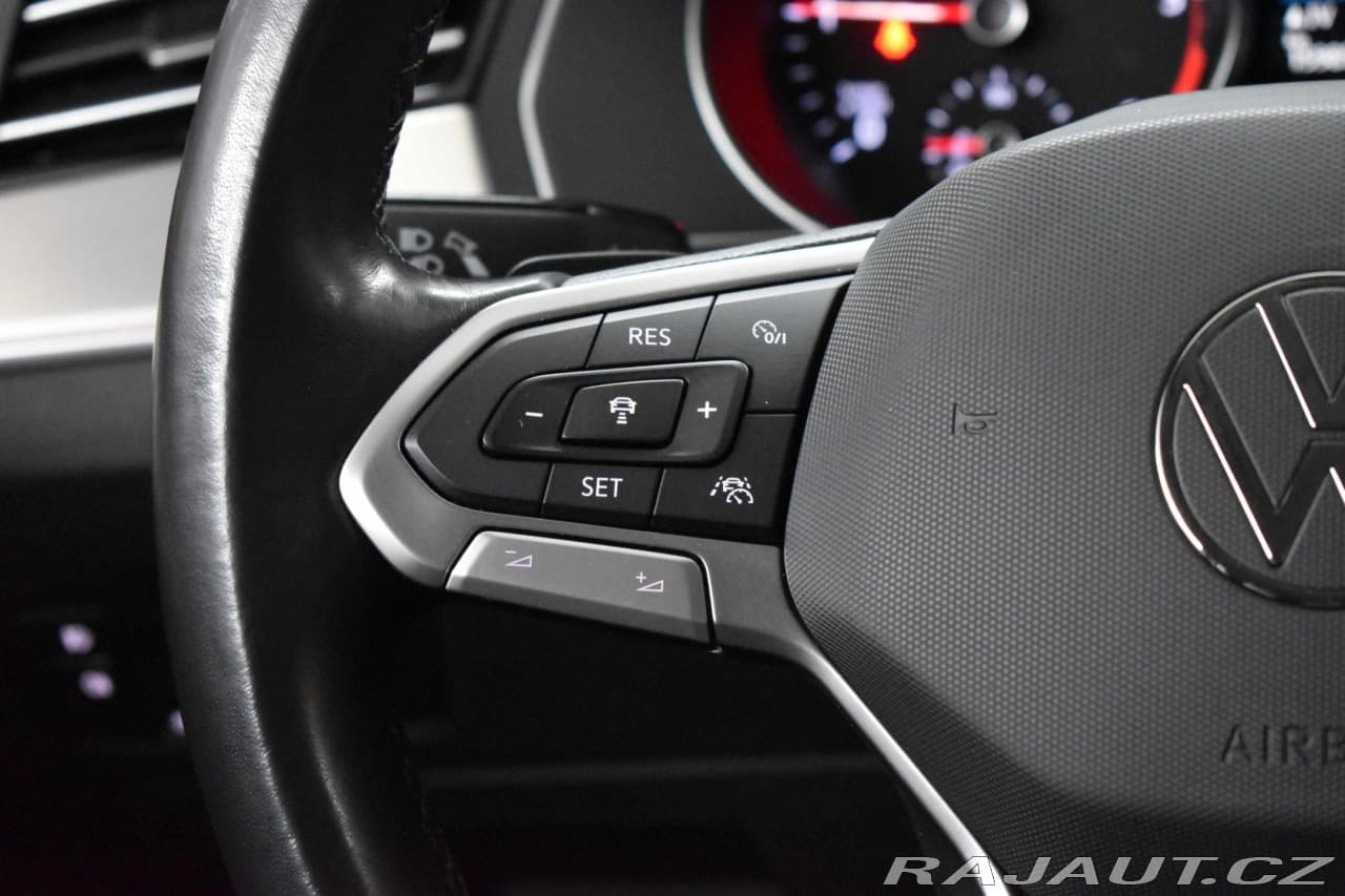 2021 Volkswagen Passat - 19