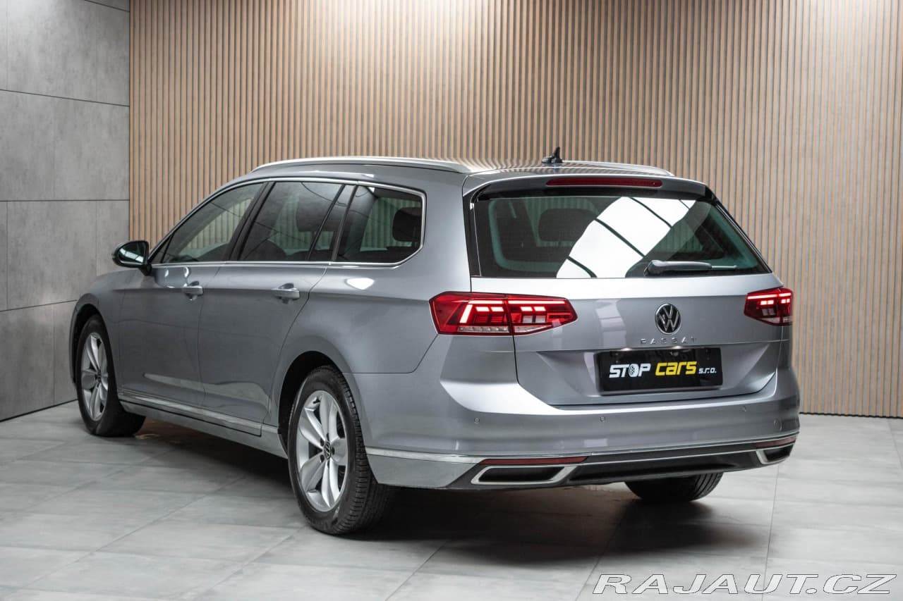 2021 Volkswagen Passat - 4