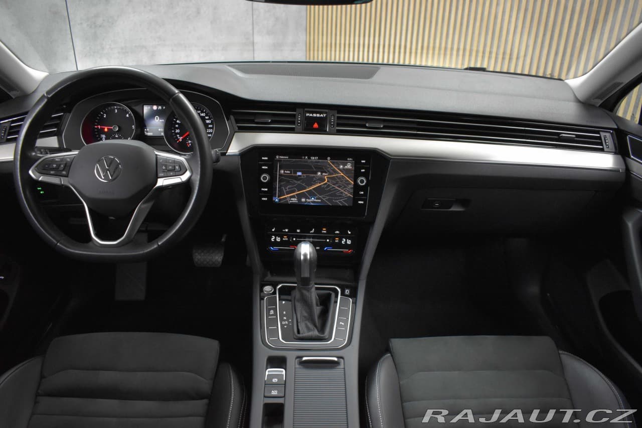 2021 Volkswagen Passat - 7