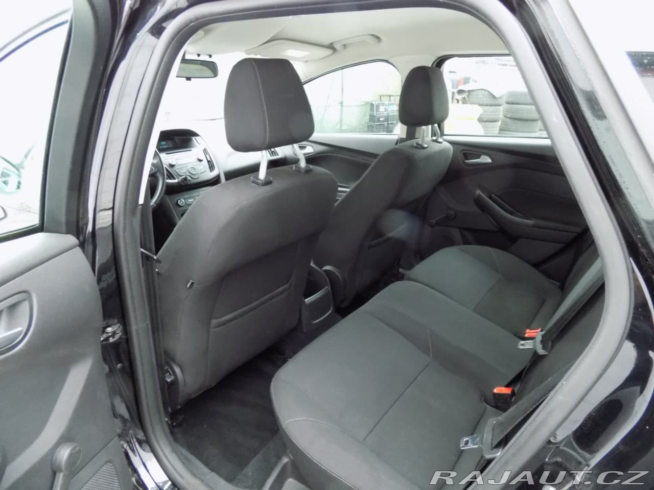 2017 Ford Focus - 10