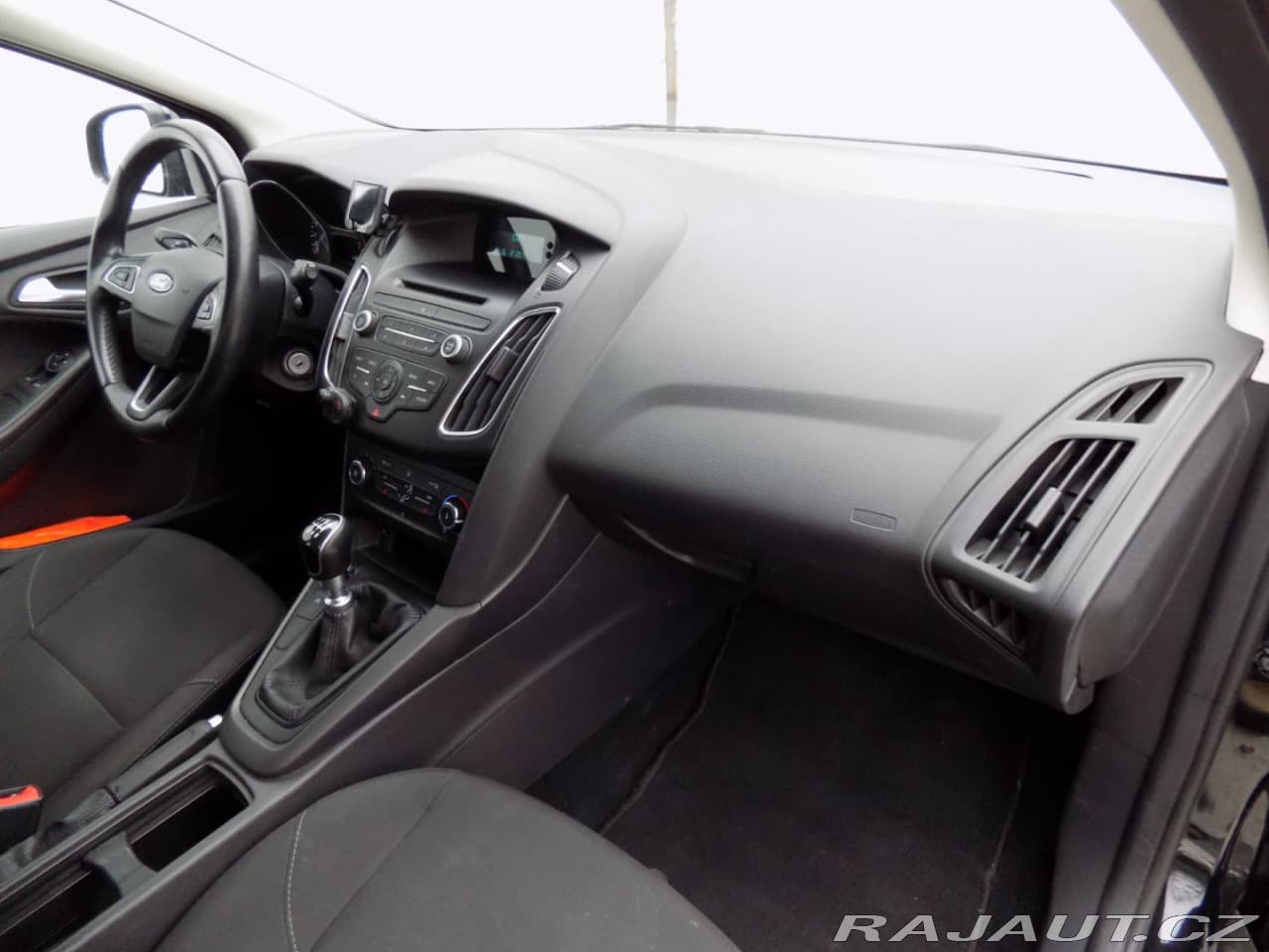 2017 Ford Focus - 15