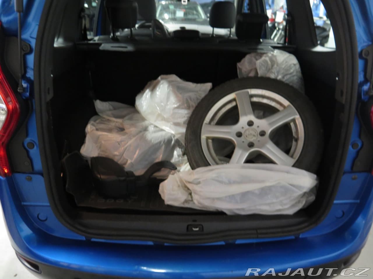 2015 Dacia LODGY - 18
