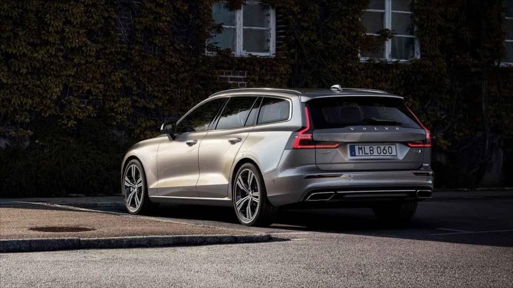 2025 Volvo V60 - 4