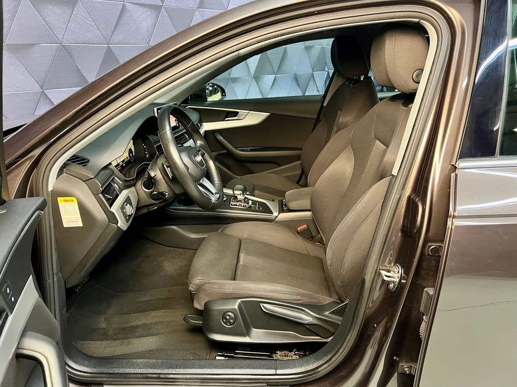 2017 Audi A4 - 11