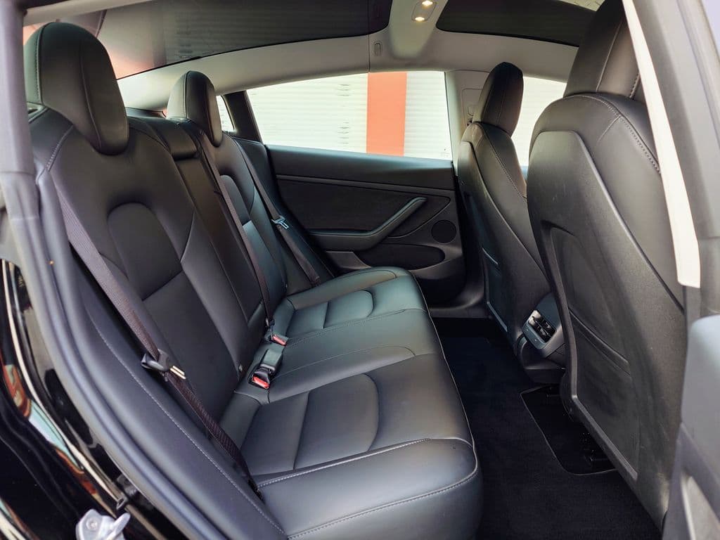 2021 Tesla Model 3 - 17