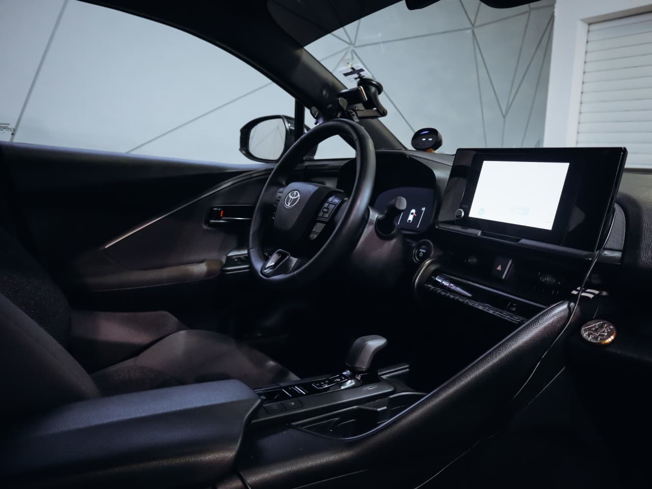 2025 Toyota C-Hr - 11