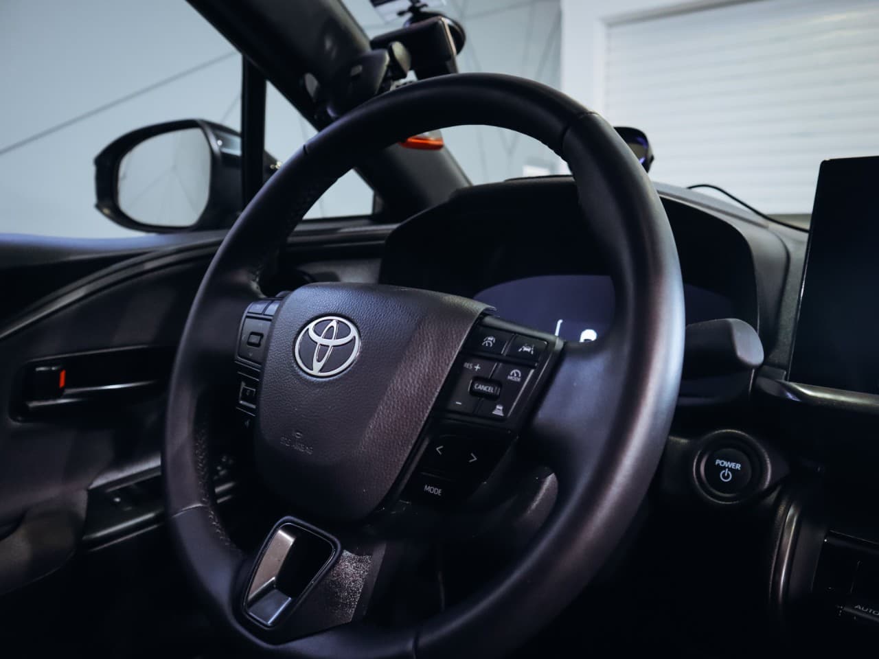 2025 Toyota C-Hr - 12