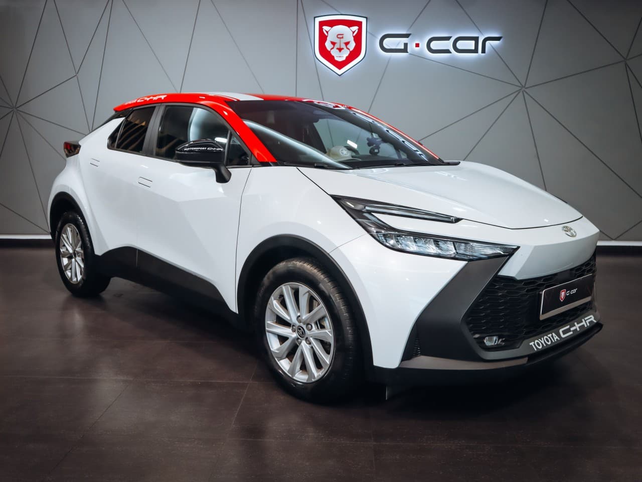 2025 Toyota C-Hr - 2
