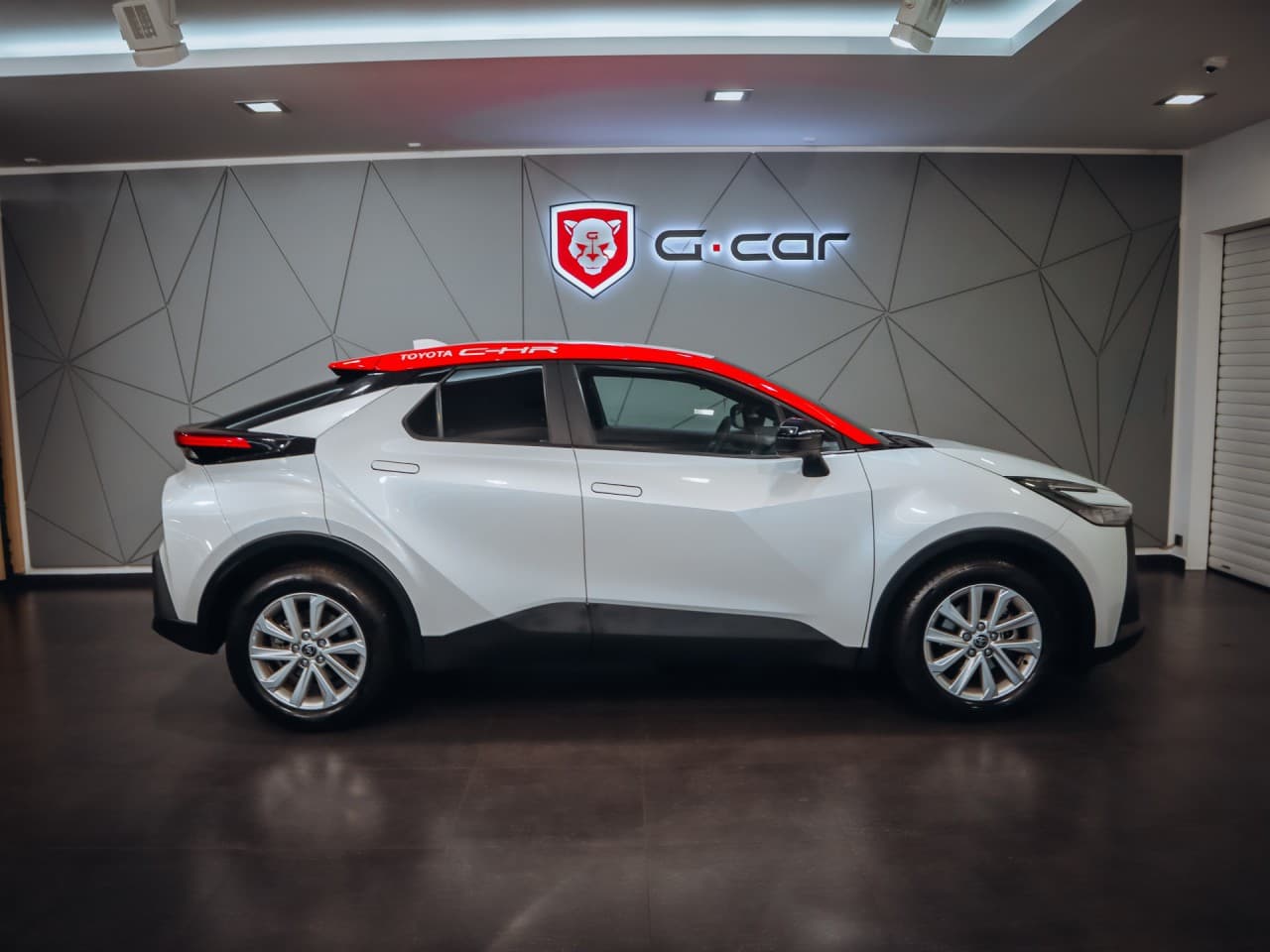 2025 Toyota C-Hr - 4