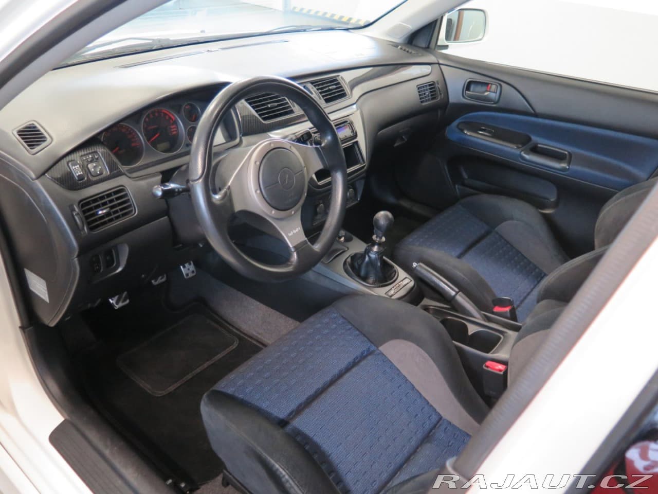 2003 Mitsubishi Lancer - 13