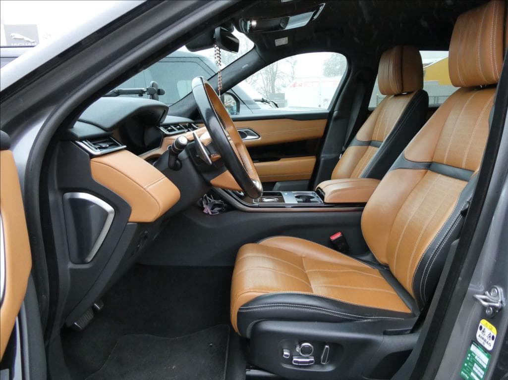 2021 Land Rover Range Rover Velar - 12