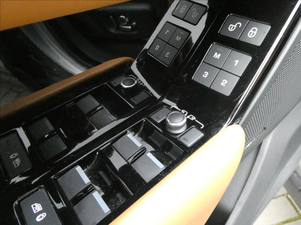 2021 Land Rover Range Rover Velar - 15