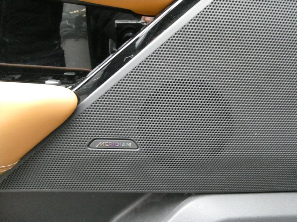 2021 Land Rover Range Rover Velar - 16