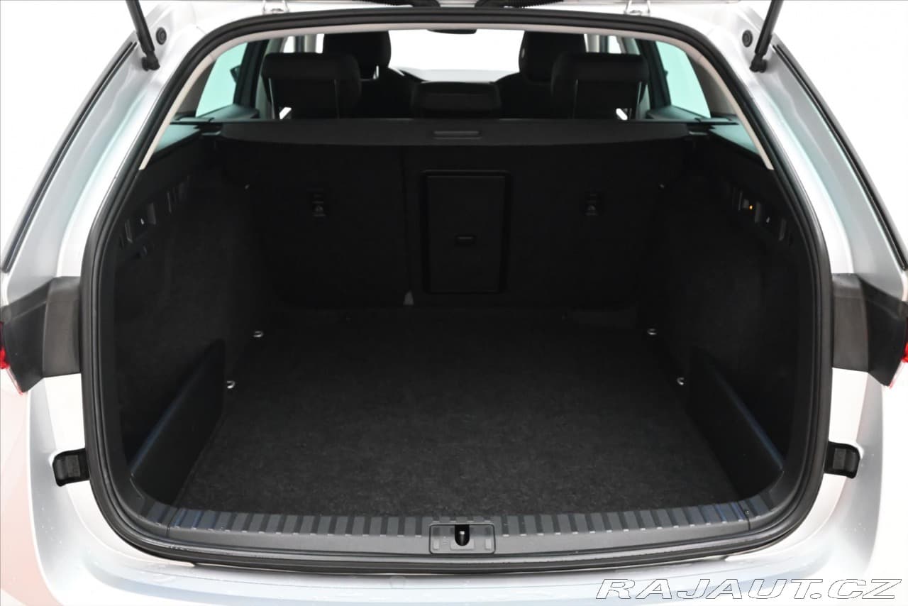 2022 Škoda Octavia - 10