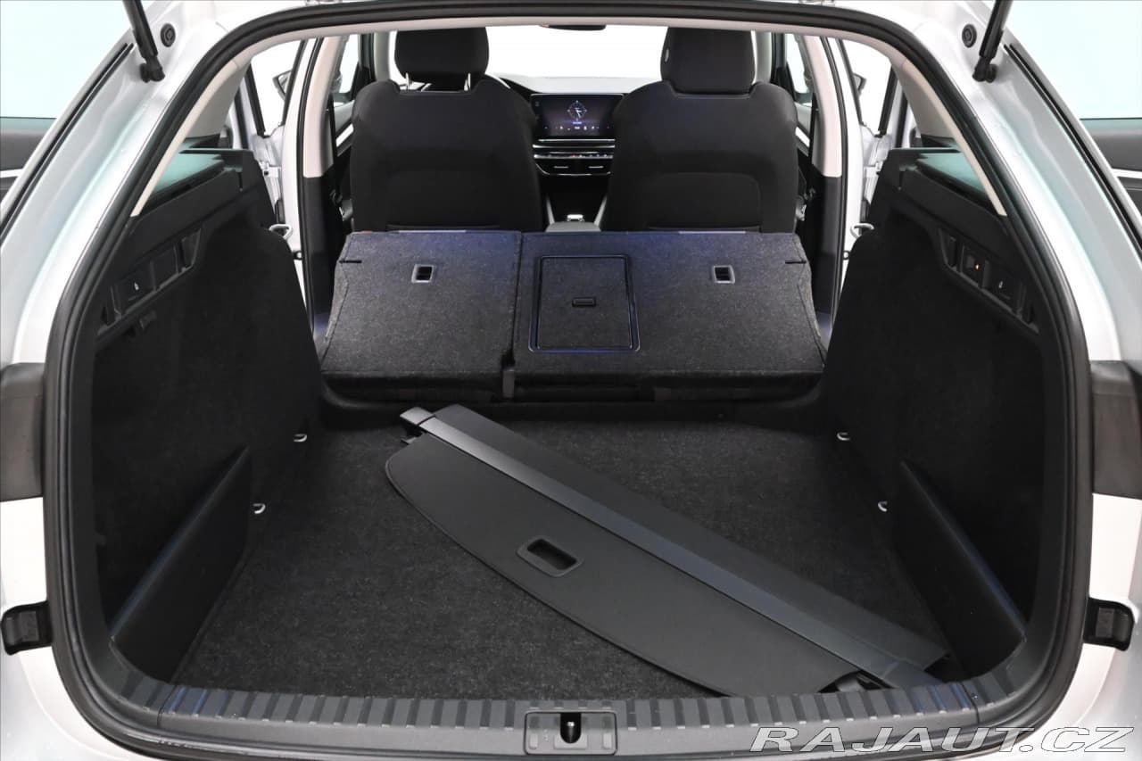 2022 Škoda Octavia - 11