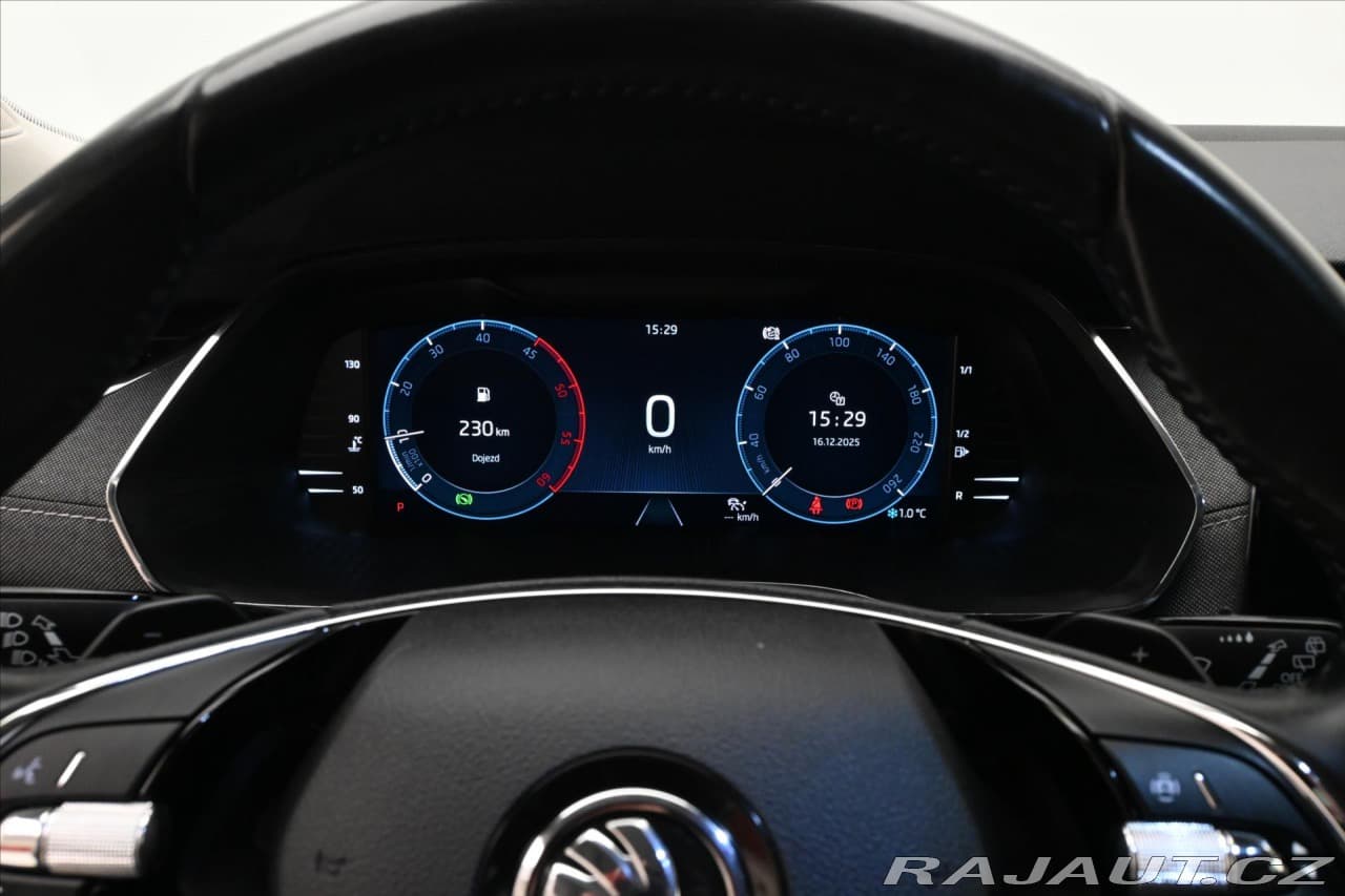 2022 Škoda Octavia - 16