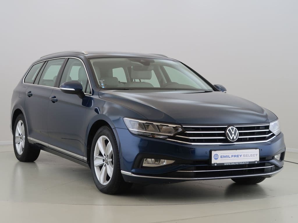 2021 Volkswagen Passat - 3