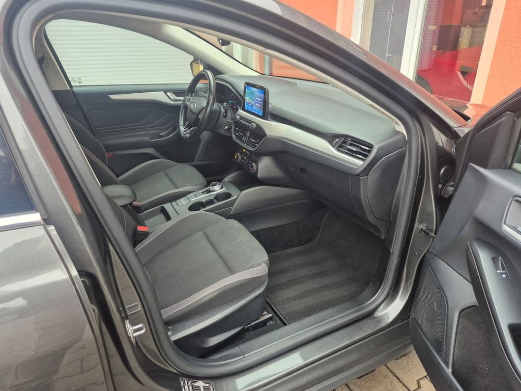 2021 Ford Focus - 13