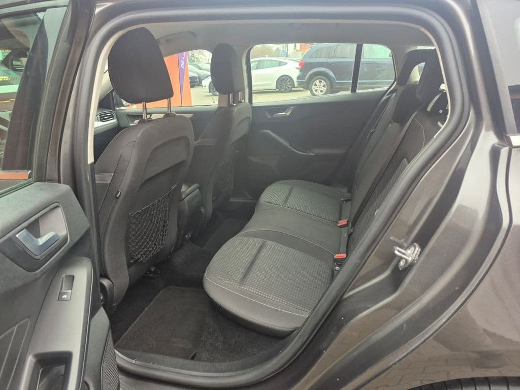 2021 Ford Focus - 15