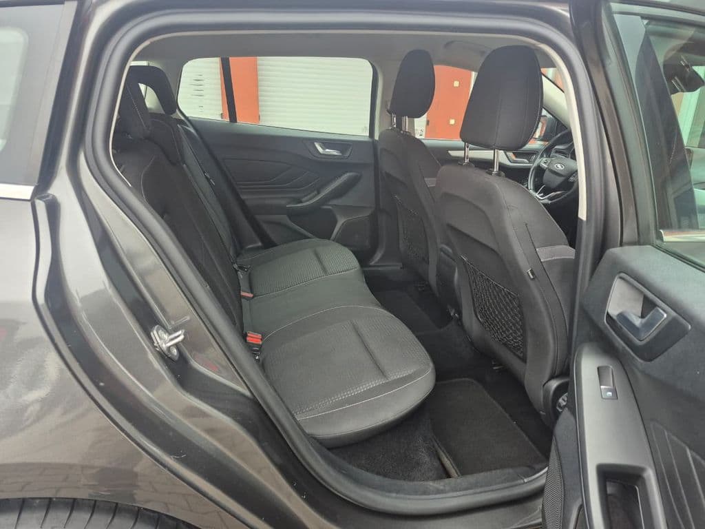 2021 Ford Focus - 17