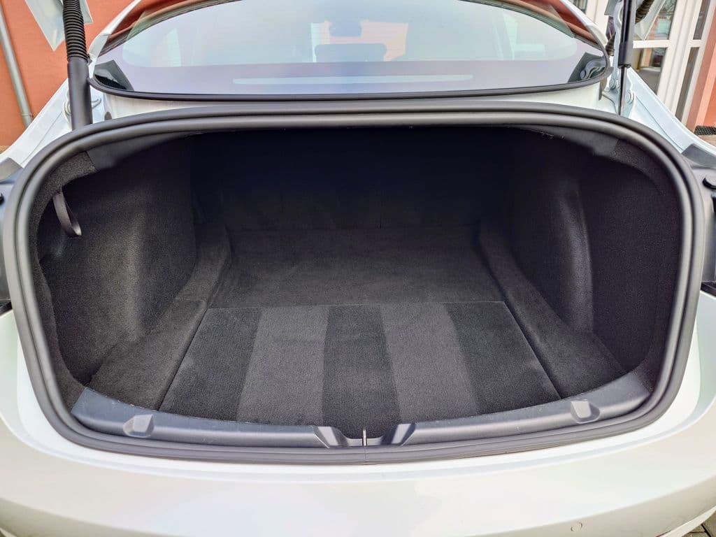 2021 Tesla Model 3 - 10