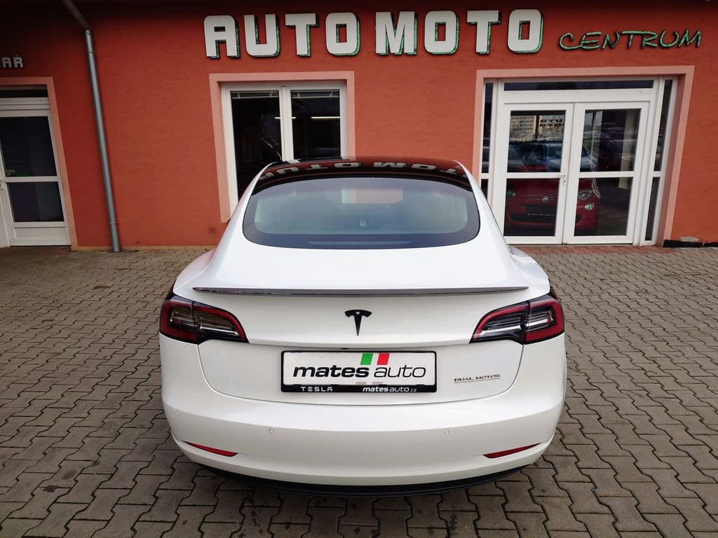 2021 Tesla Model 3 - 8