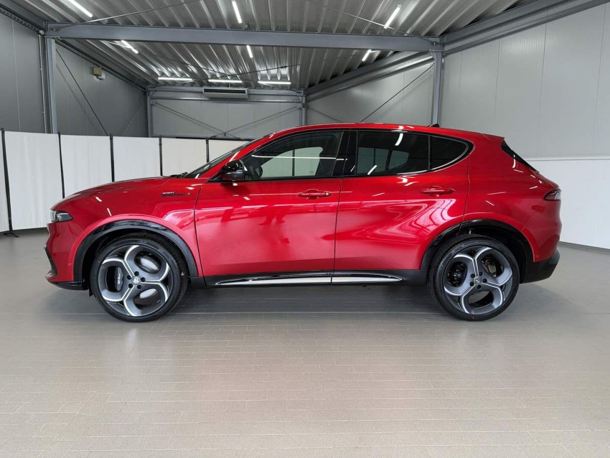 2026 Alfa Romeo Tonale - 2