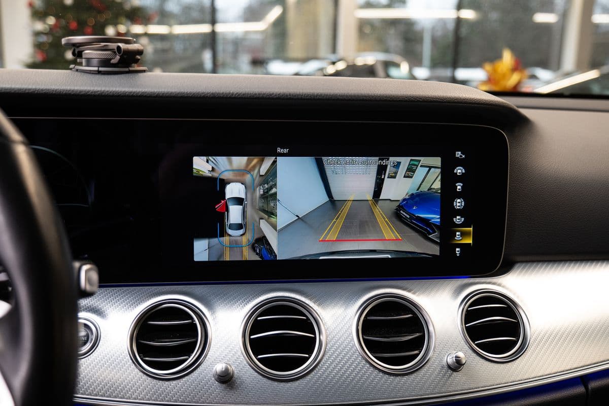 2022 Mercedes-Benz E-Class - 11