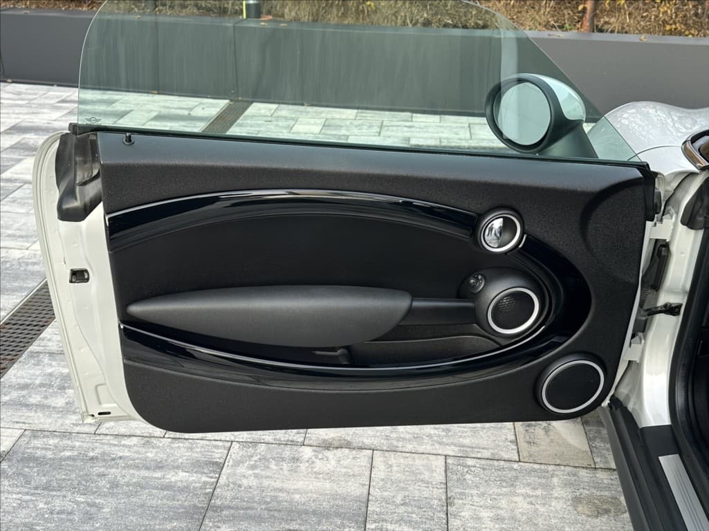 2012 Mini Cooper - 17