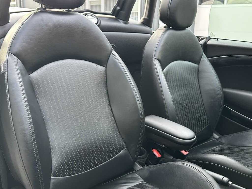 2012 Mini Cooper - 19