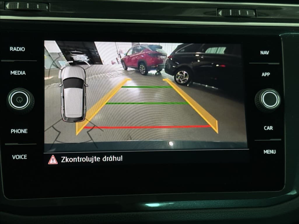 2019 Volkswagen Tiguan - 14