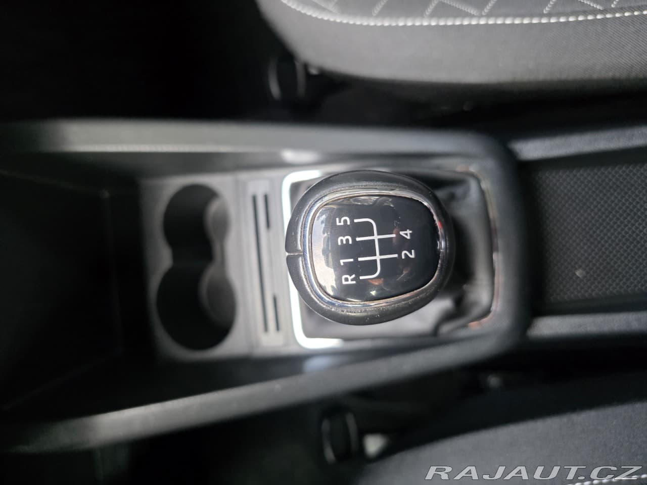 2015 Škoda Fabia - 16