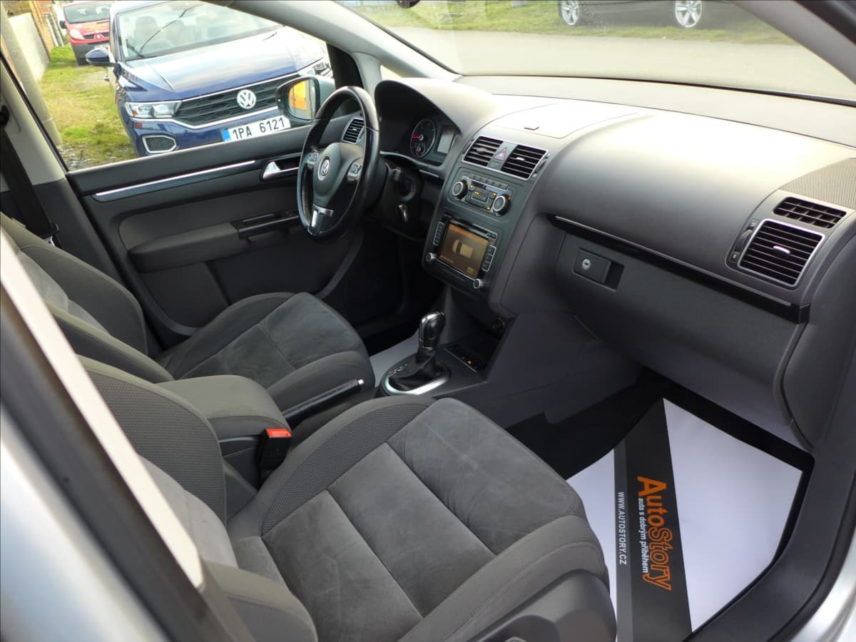 2010 Volkswagen Touran - 10